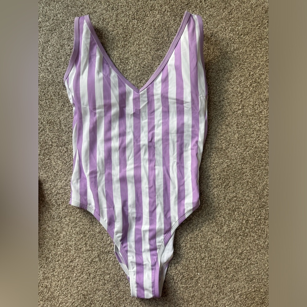 Chic Lavender and White Striped Women’s swimsuit